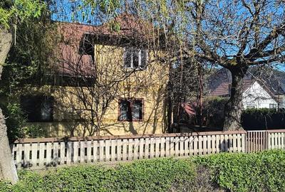 Casă cu Teren 1391 Mp în Putna - 2
