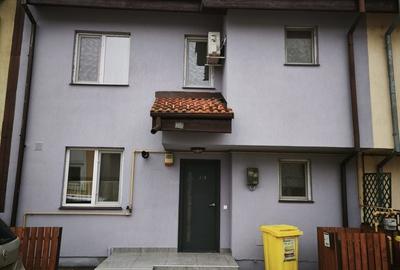 Casă cu 4 camere cu Teren 50 Mp în Central - 16