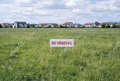 Teren extravilan cu suprafata de 2004 mp situat in Rasinari din Sibiu - 1