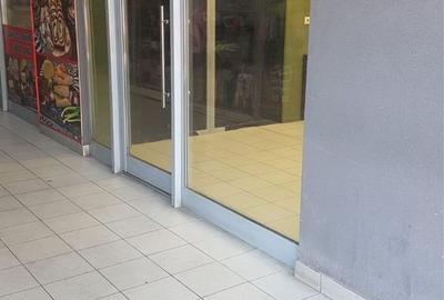 Spațiu comercial, de 48 mp, în Ultracentral - 12