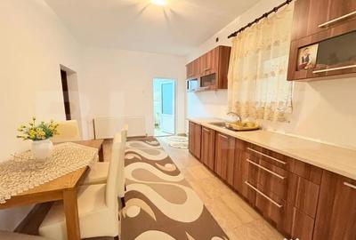 Casă cu 3 camere cu Teren 2434 Mp în Bercu - 8