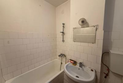 Apartament 3 camere , zona Minerului - 16