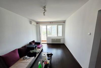 Apartament cu 3 camere decomandat în Bucur Obor - 1