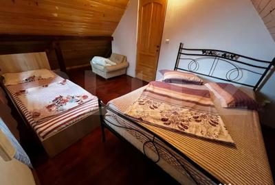 Casă cu 4 camere cu Teren 182 Mp în Beclean - 12