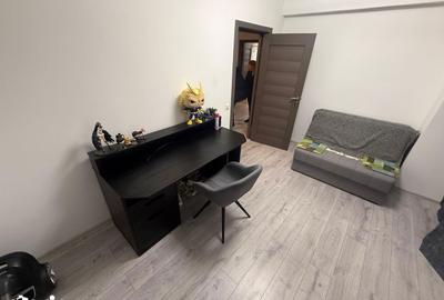 Apartament cu 3 camere semidecomandat în Florești - 1