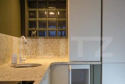 Apartament de vanzare, cu 2 camere, 44,2 mp utili, zona ult - 1