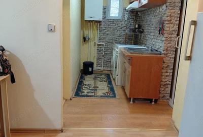 Apartament cu 2 camere decomandat în Micro 19