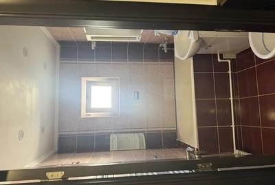 Apartament cu 3 camere decomandat în Central - 2