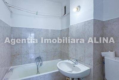 Apartament cu 3 camere decomandat în Minerul - 13