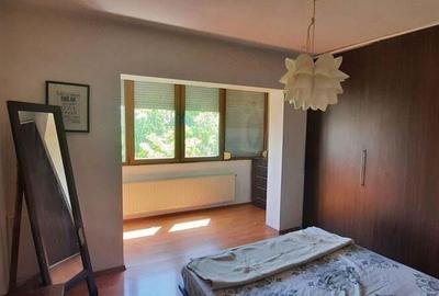 Apartament cu 3 camere decomandat în Aradului - 16