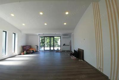 Bloc tip boutique P.ta Muncii-Vatra Luminoasa - 2