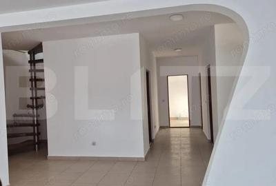 Casă cu Teren 5000 Mp în Năsăud - 2