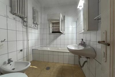 Apartament cu 4 camere semidecomandat în Calea Călărașilor - 5