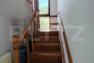 Casă cu 5 camere cu Teren 226 Mp în Sovata - 2