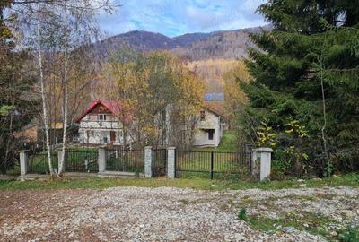 Casă cu 7 camere cu Teren 822 Mp în Măru - 4