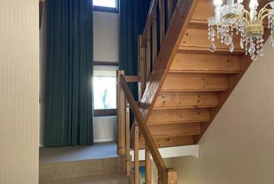 Casă cu 5 camere cu Teren 630 Mp în Valea Adâncă - 11