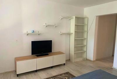 Garsoniera - Tatarasi - La Bulevard - etaj 1 - 4