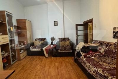 Casa de vanzare, cu 2 camere, 42 mp, zona 13 Septembrie, Uranus - COMISION 0% - 2