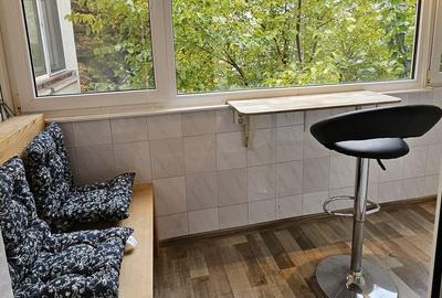 Piata Romana - Calea Victoriei - 10