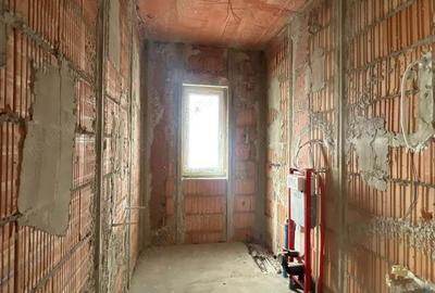 Apartament la parter 38 m2 + balcon | Comision 0 - 3