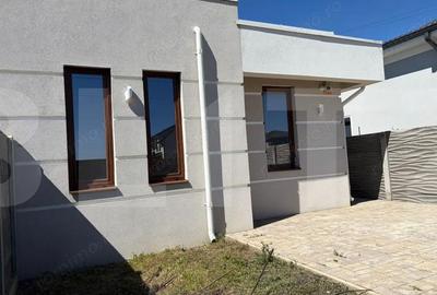 Casă cu 4 camere cu Teren 200 Mp în Moșnița Nouă - 5