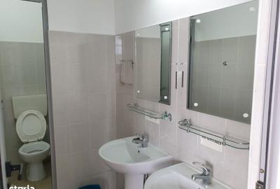 Spațiu comercial, de 1,496.07 mp, în Central - 13