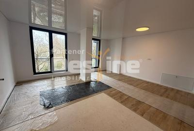 Apartament cu 3 camere decomandat în Crângași - 2