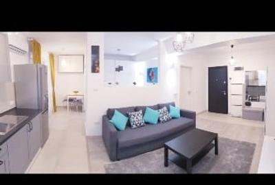 Garsonieră decomandată, mobilată în Tractorul - 2