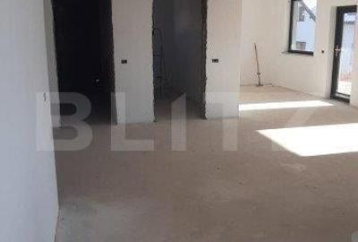 Casă cu 5 camere cu Teren 950 Mp în Central