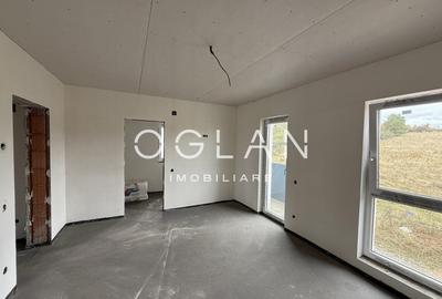 Duplex cu 4 camere cu Canalizare în Central - 8