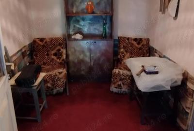 Casă cu 2 camere cu Teren 2000 Mp în Axintele - 1