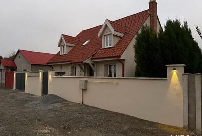 Casă cu 5 camere în Bujac