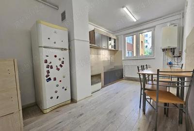 Apartament cu 3 camere semidecomandat în Griviței - 2