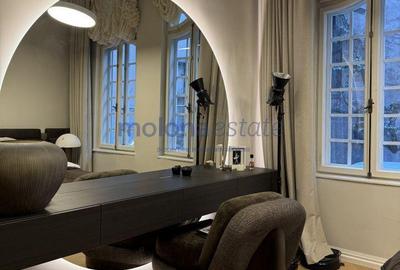 Apartament cu 4 camere în Armeneasca