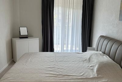 Apartament cu 3 camere semidecomandat, mobilat în Decebal - 8