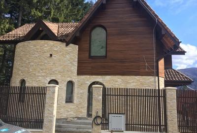 Casă individuală cu 11 camere cu Canalizare în Furnica - 5