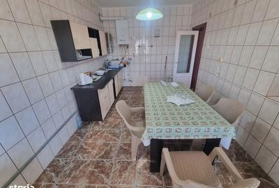 Casă cu 4 camere cu Teren 1202 Mp în Băcia - 5
