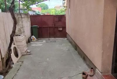 Casă cu 6 camere în Central - 2