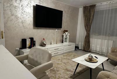 Apartament cu 3 camere în Central - 1