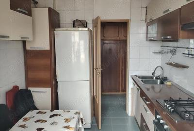 Apartament cu 2 camere decomandat în Rahova