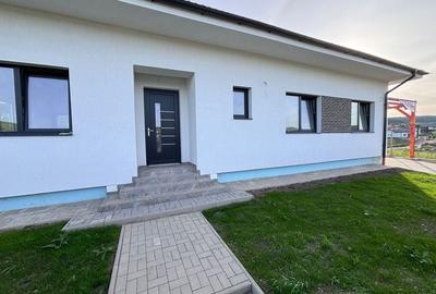 Casă cu 4 camere în Chinteni - 4