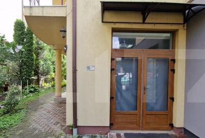 Spatiu comercial de vanzare, 181 mp, in partea de jos a oras - 7