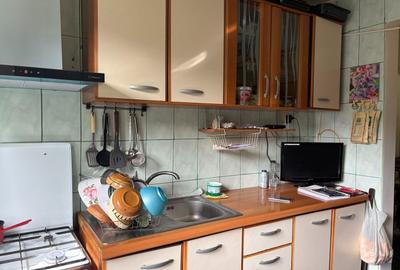 Apartament cu 3 camere semidecomandat, mobilat în Apărătorii Patriei - 13