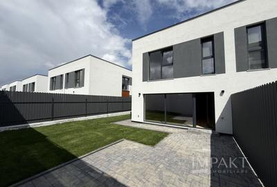 Duplex cu 4 camere cu Canalizare în Chinteni - 1