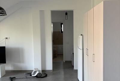 Apartament cu 2 camere semidecomandat în Central - 3
