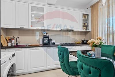 Casă cu 4 camere cu Teren 225 Mp în Central - 3