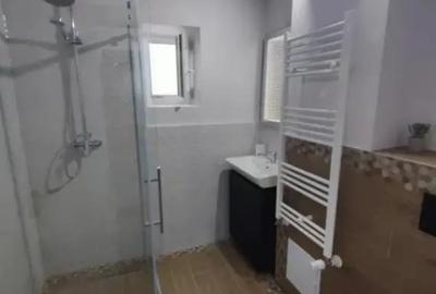 Apartament cu 2 camere decomandat în Calea București - 6