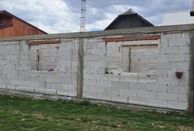 Casă cu Teren 1600 Mp în Burla - 9