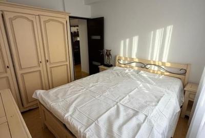 Apartament cu 3 camere semidecomandat, mobilat în Crângași