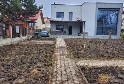 Casă individuală cu 5 camere cu Canalizare în Otopeni - 1